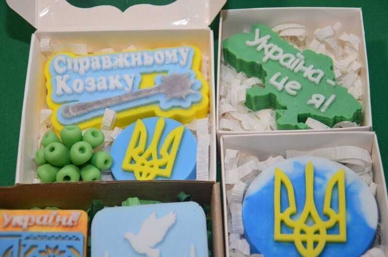 Байрактар мило сувенірне. ручна робота