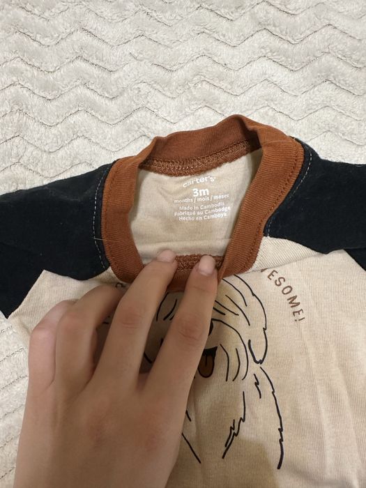 Костюмчик Carters 3 м