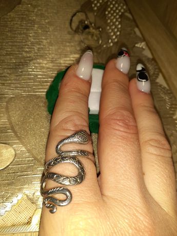 Кольцо змея 19 размер серебро 925 проба