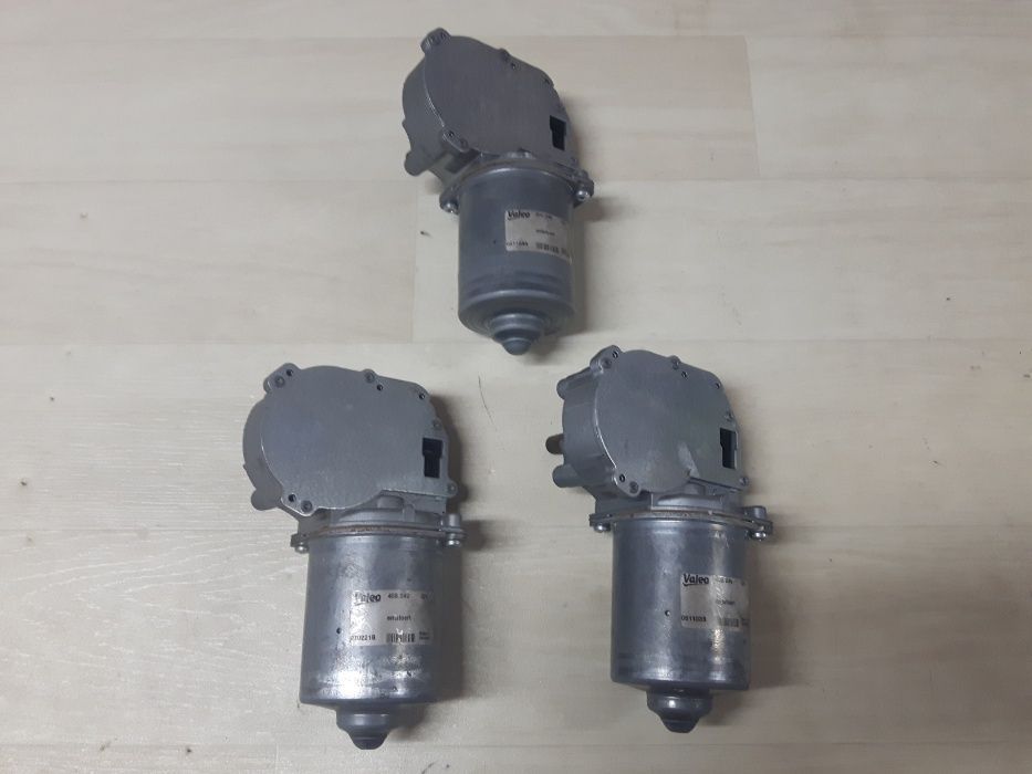 Silnik  VALEO  12V  - 405.049   -  NOWY Oryginalny