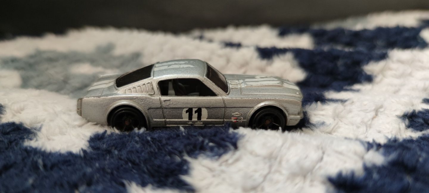 Hot Wheels 65 Mustang Fastback