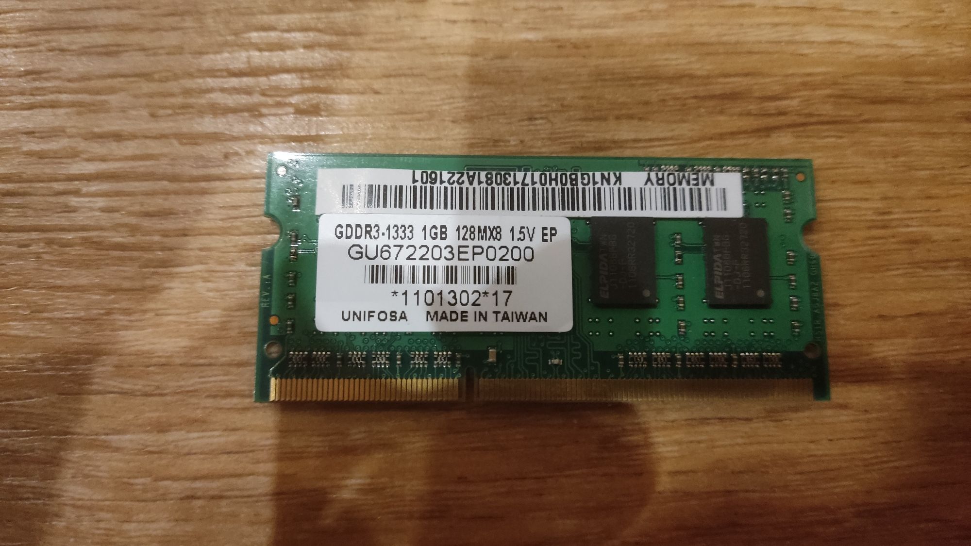 Продам модуль пам'яті Unifosa 1GB GDDR3-1333 1GB, made in Taiwan