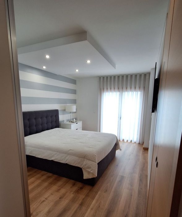 Cama e cabeceira 160x200