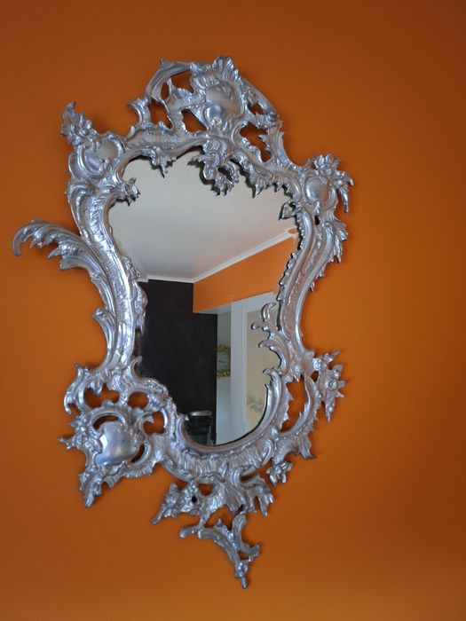 vendo conjunto de 4 espelhos em latao e pintados em cinza.