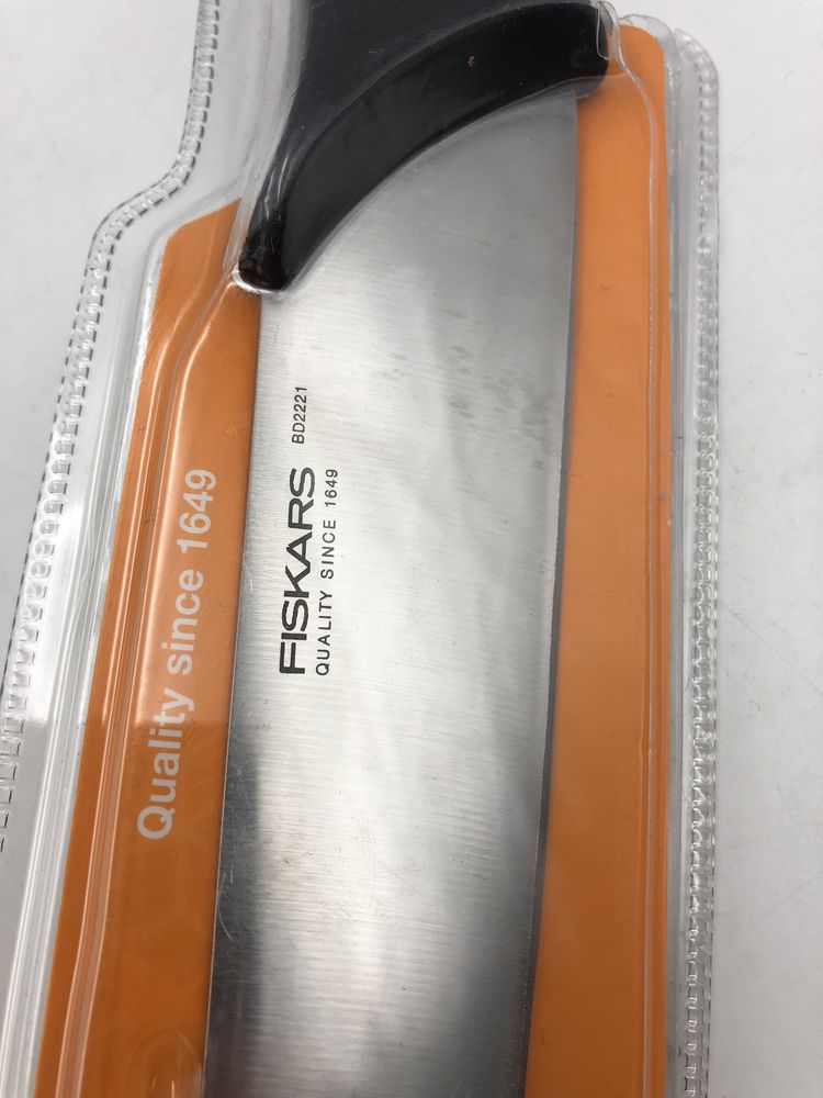 Nóż kuchenny uniwersalny Fiskars 21 cm