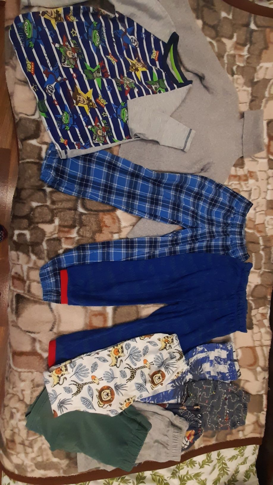Одяг для хлопчика 3-5 років