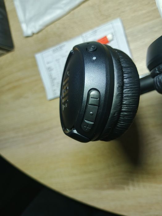 Навушники JBL Tune 520BT