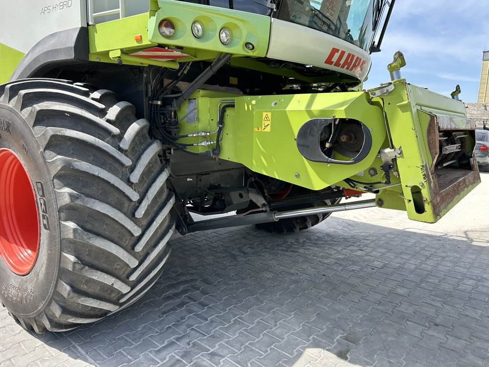 Claas Lexion 760 + жатка