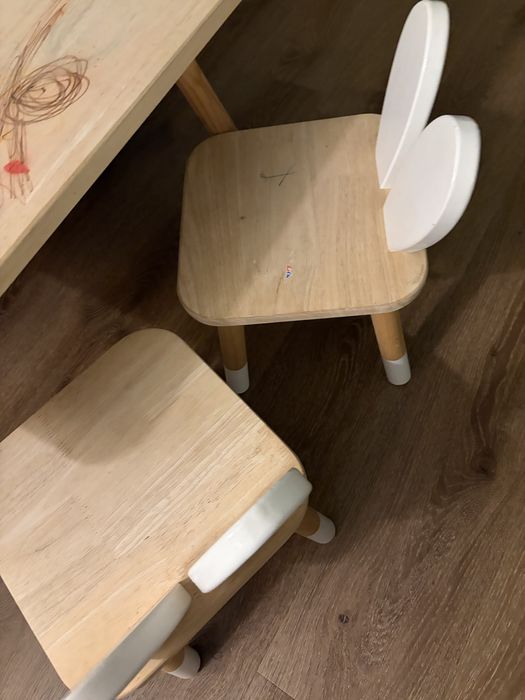 Mesa infantil com cadeiras zara home