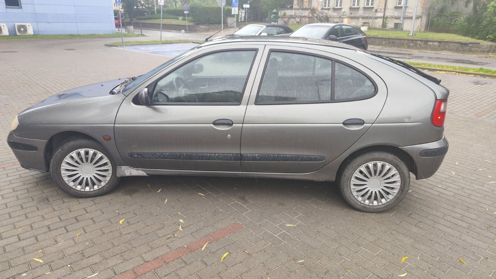 Renault Megane 1.6 stan bardzo dobry klima