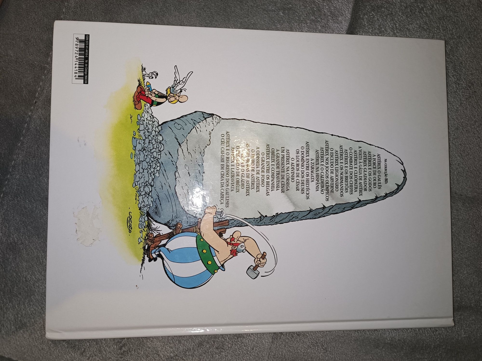 Asterix - O Céu Cai-Lhe em Cima da Cabeça