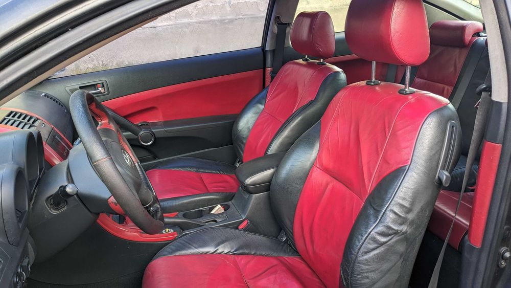 Продам авто Scion (toyota) tc 2005 (2.4 atm).