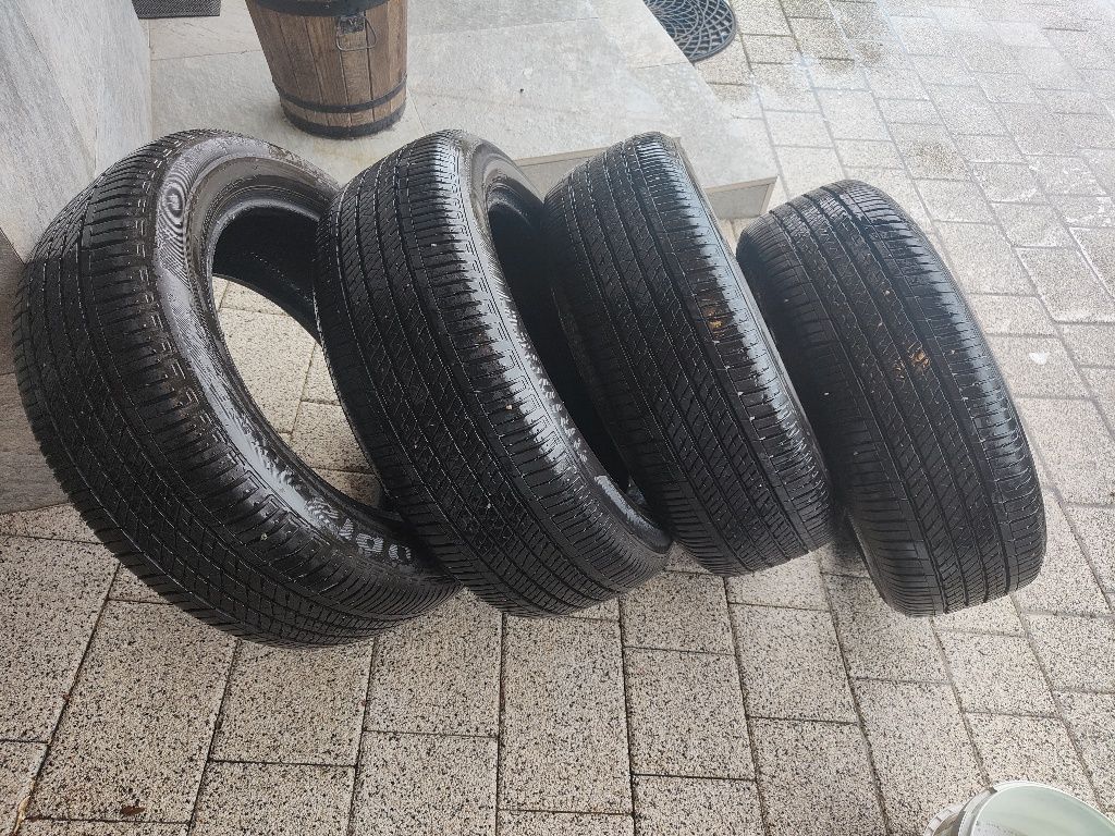 Opony Ecopia Bridgestone zimowe R18 4 szt.