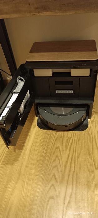 Romba J9+ - Como novo (garantia 18meses)