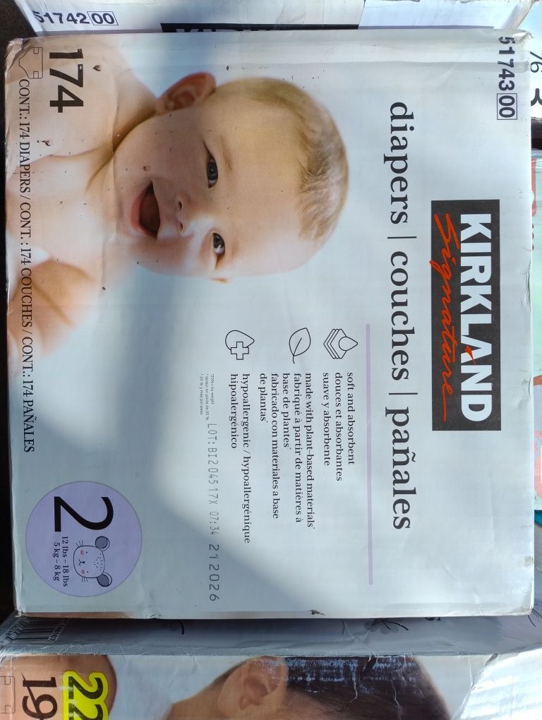 174 шт.  Pampers Kirkland 2, 5-8 кг. США.