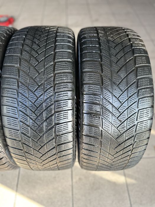 Продам комплект зимних шин Matador Nordicca 235/45 R18