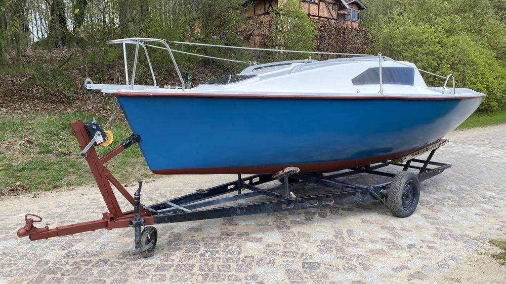 Łódź łódka kabinowa wędkarska turystyczna rekreacyjna 6m silnik 9,9KM