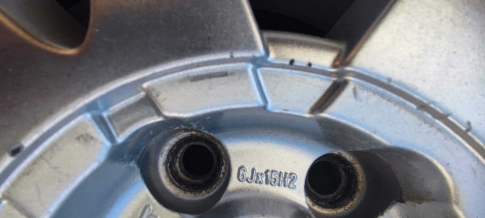 Felgi Aluminiowe  5x100  6jx15 ET38  4-szt