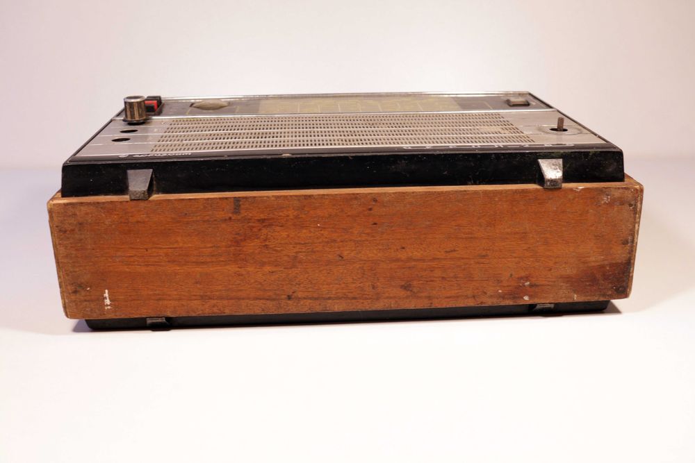 Радиоприемник Океан 209, на запчасти