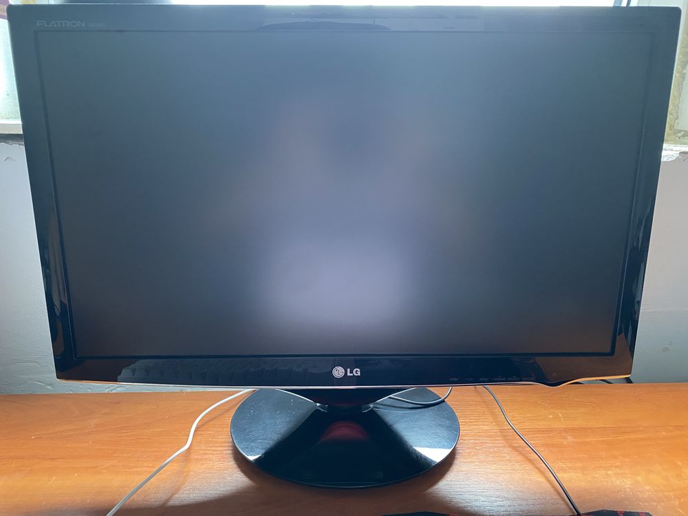 Monitor lg 24 cale