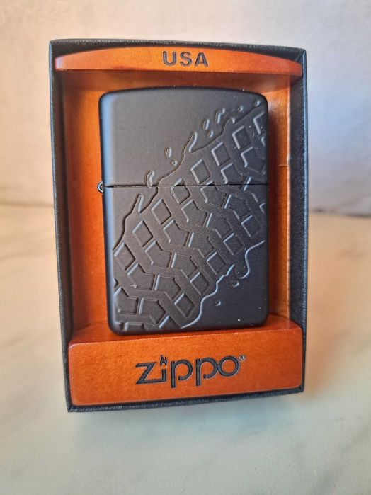nowa Zippo Armor Tire Tread 28966, datowanie A 18