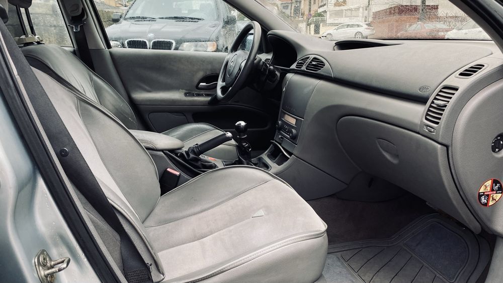 Renault laguna 1.9D 2003