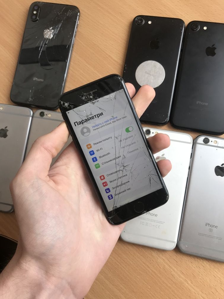 Лот телефонів Apple iphone X, 8, 7, 6S,6