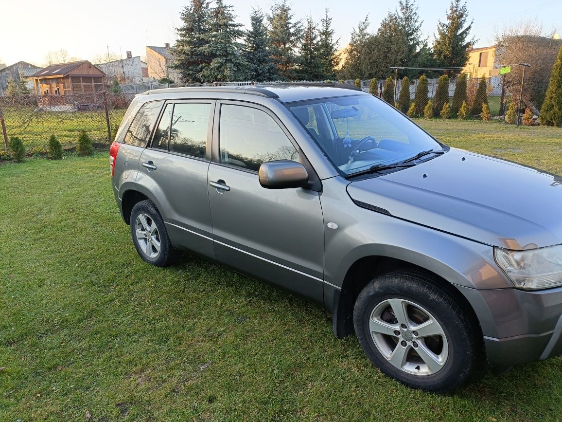 Sprzedam Suzuki grand Vitara 2.0