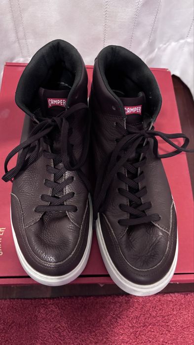 Botins Camper em pele