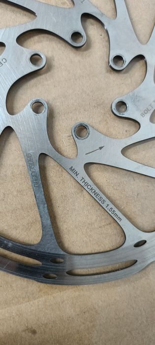 Tarcza hamulcowa Sram Centerline 180mm.