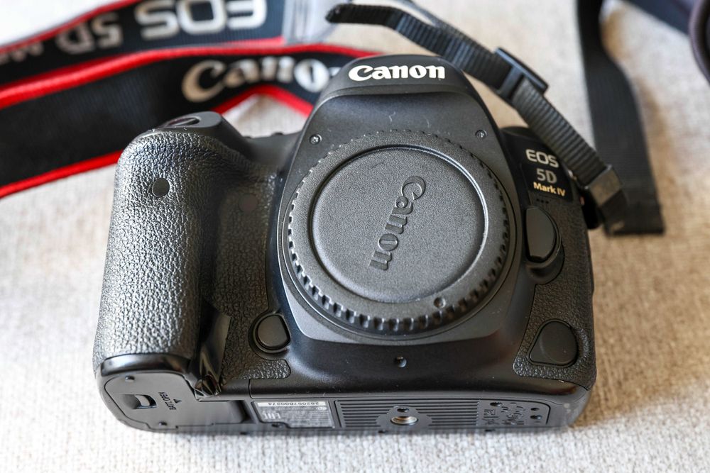 Canon EOS 5D Mark IV