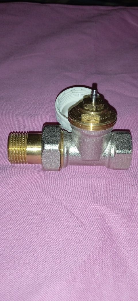 Латунный термостатический клапан радиатора прямого типа 1/2 x 1/2 дюйм