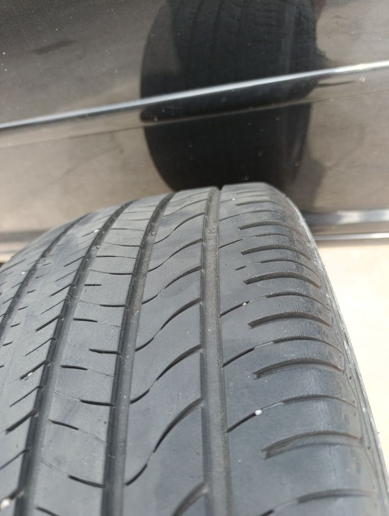 Pneus  225/40/18