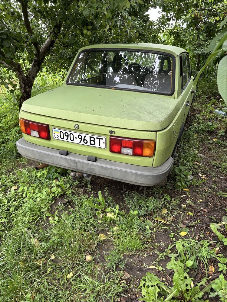 Продам авто варбуг з документами на ходу в хорошому стані