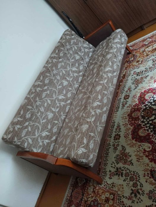 Wersalka, tapczan rozkładany. Radom, Wośniki.