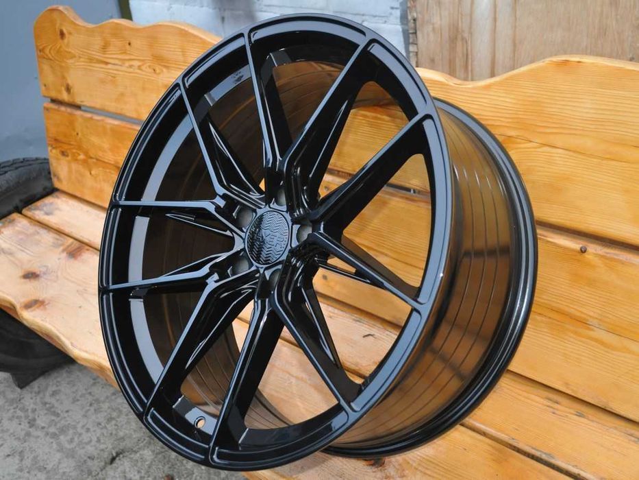 Czarne felgi HAXER R22 5x115 Dodge Charger Challenger SRT