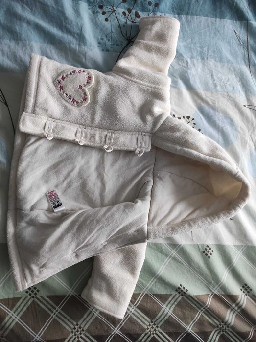 Kurteczka niemowlęca, polarowa, bluza kaftanik 0-3 mies. roz. 56/62