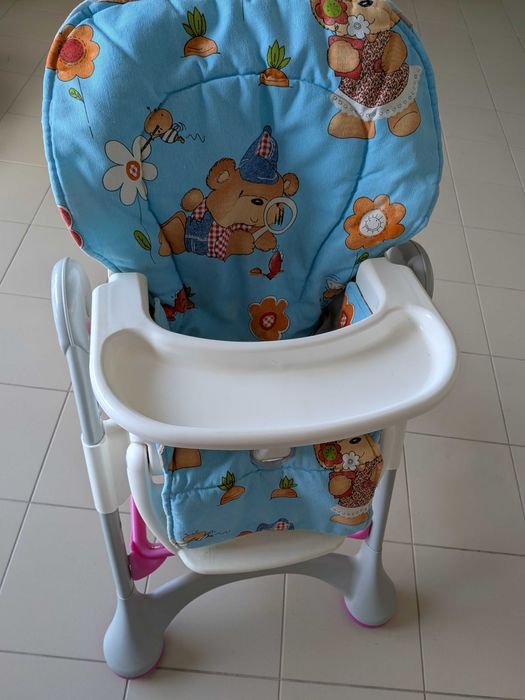 Cadeira bebé para refeição
