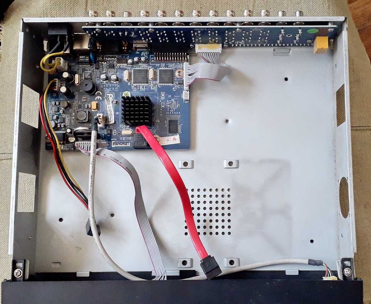 Видеорегистратор TVT TD-2316SE-C для аналоговых камер