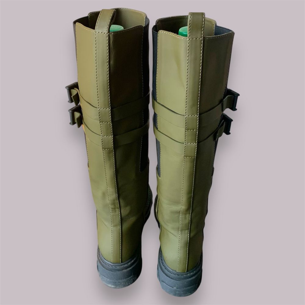 Вживані жіночі черевики Baldinini ADD military green 40 р. стан нових