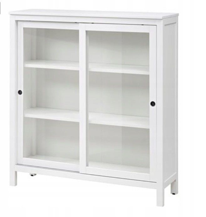 IKEA Hemnes witryna