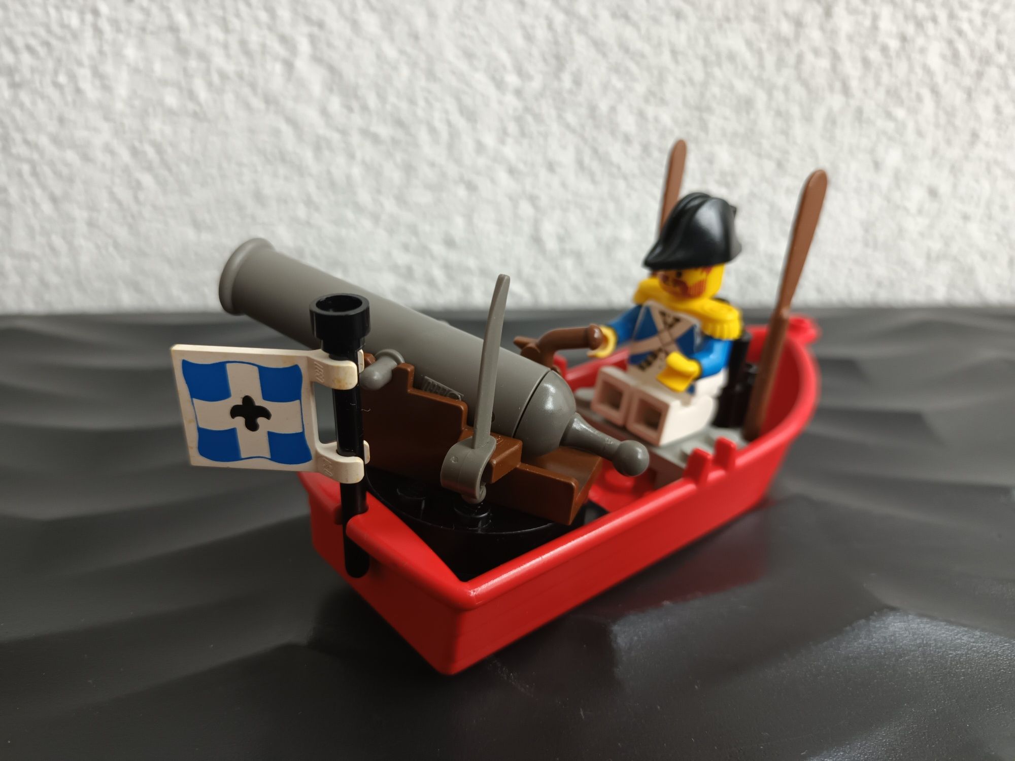 Klocki LEGO Pirates 6245 - Harbour