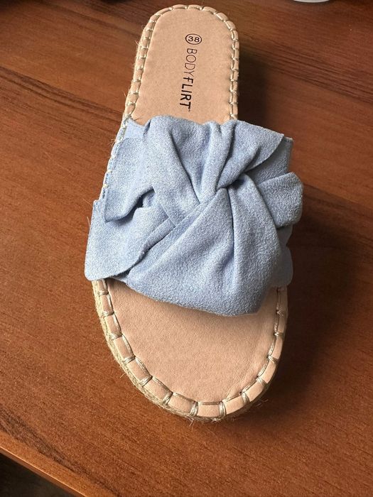 B.P.C klapki na korku niebieskie r.39