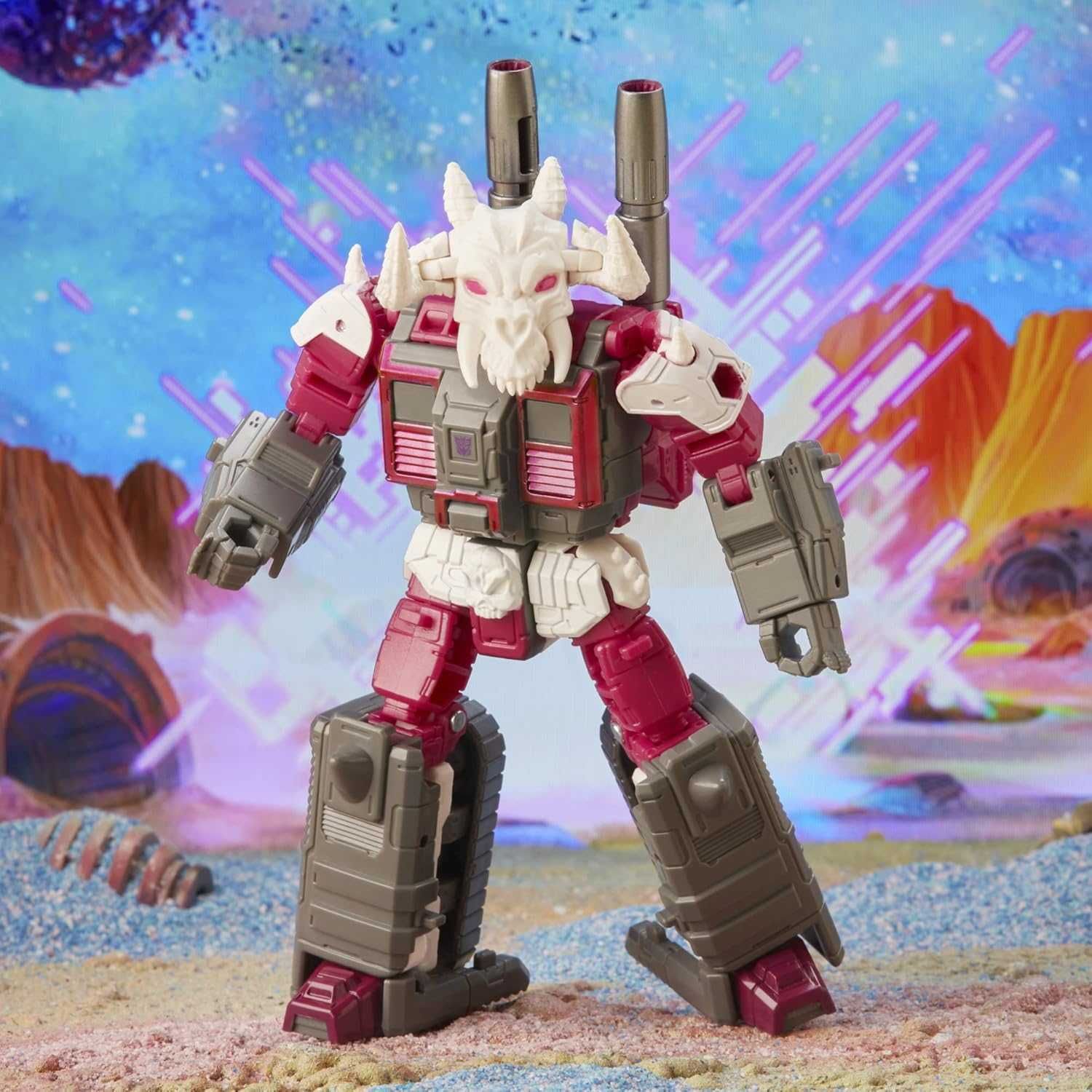 Transformers Legacy Deluxe Class Takara Tomy Decepticon Skullgrin