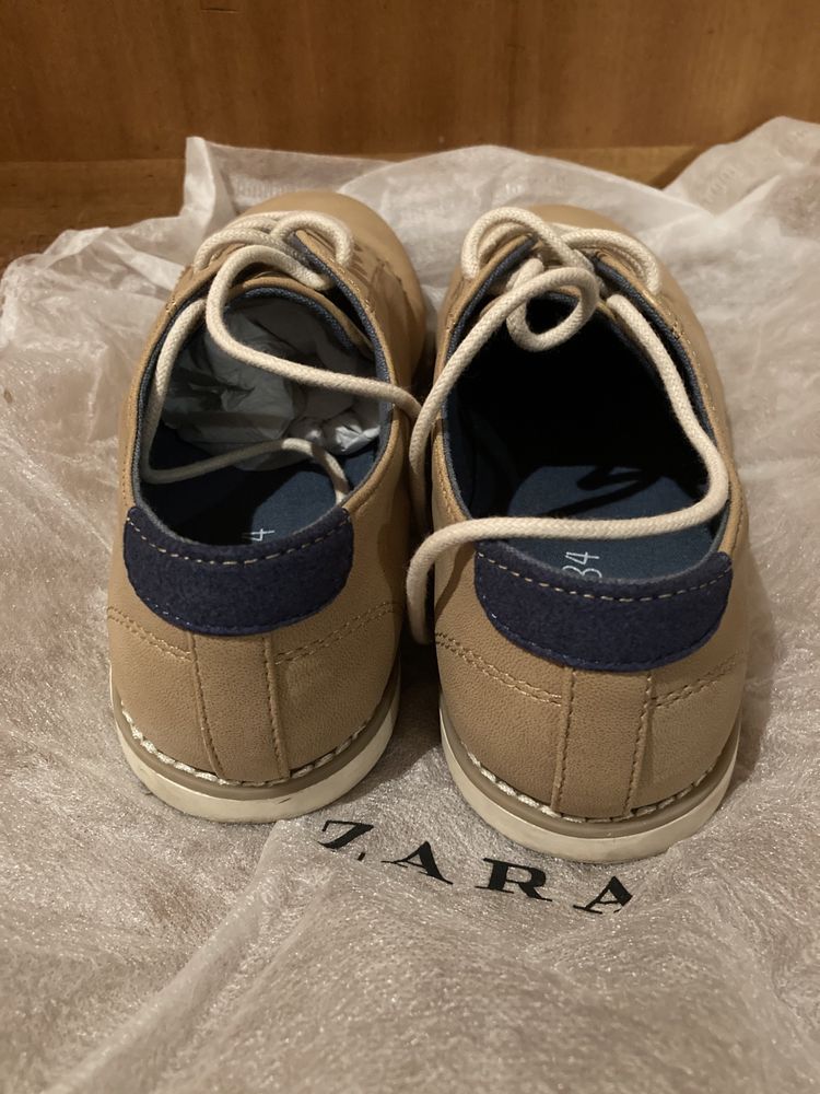 Sapatos de menino Zara