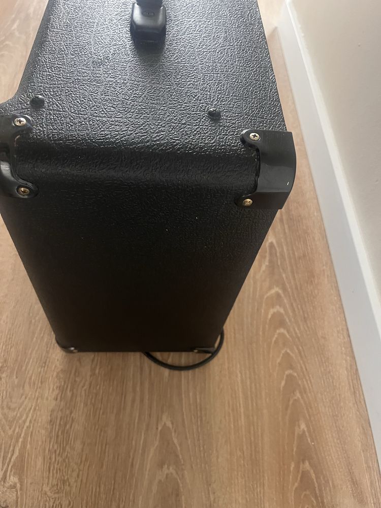 Wzmacniacz gitarowy Marshall MG 30 FX