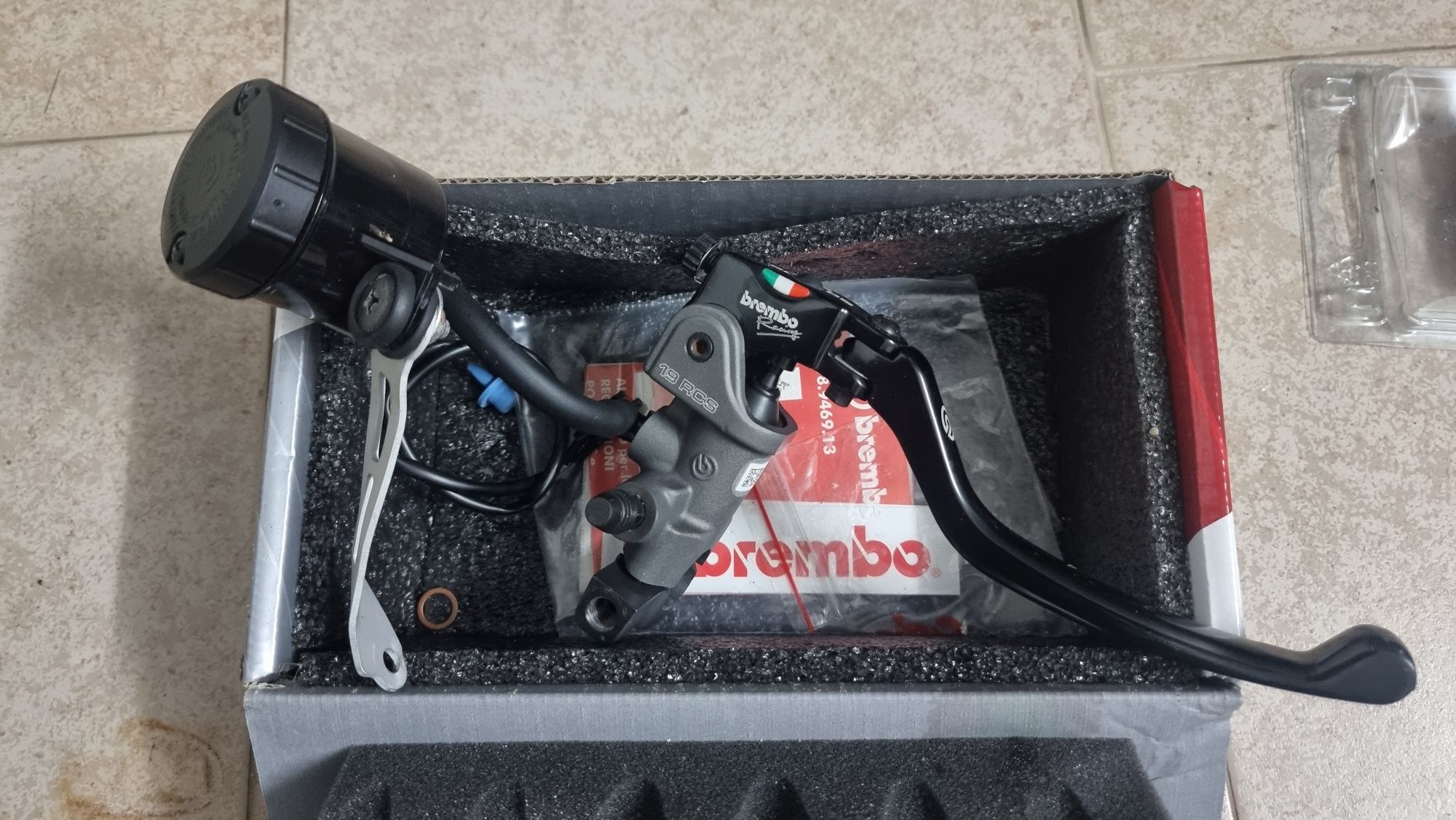 Bomba Brembo RCS19