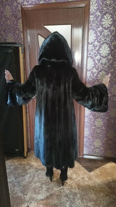 Шуба норковая длинная