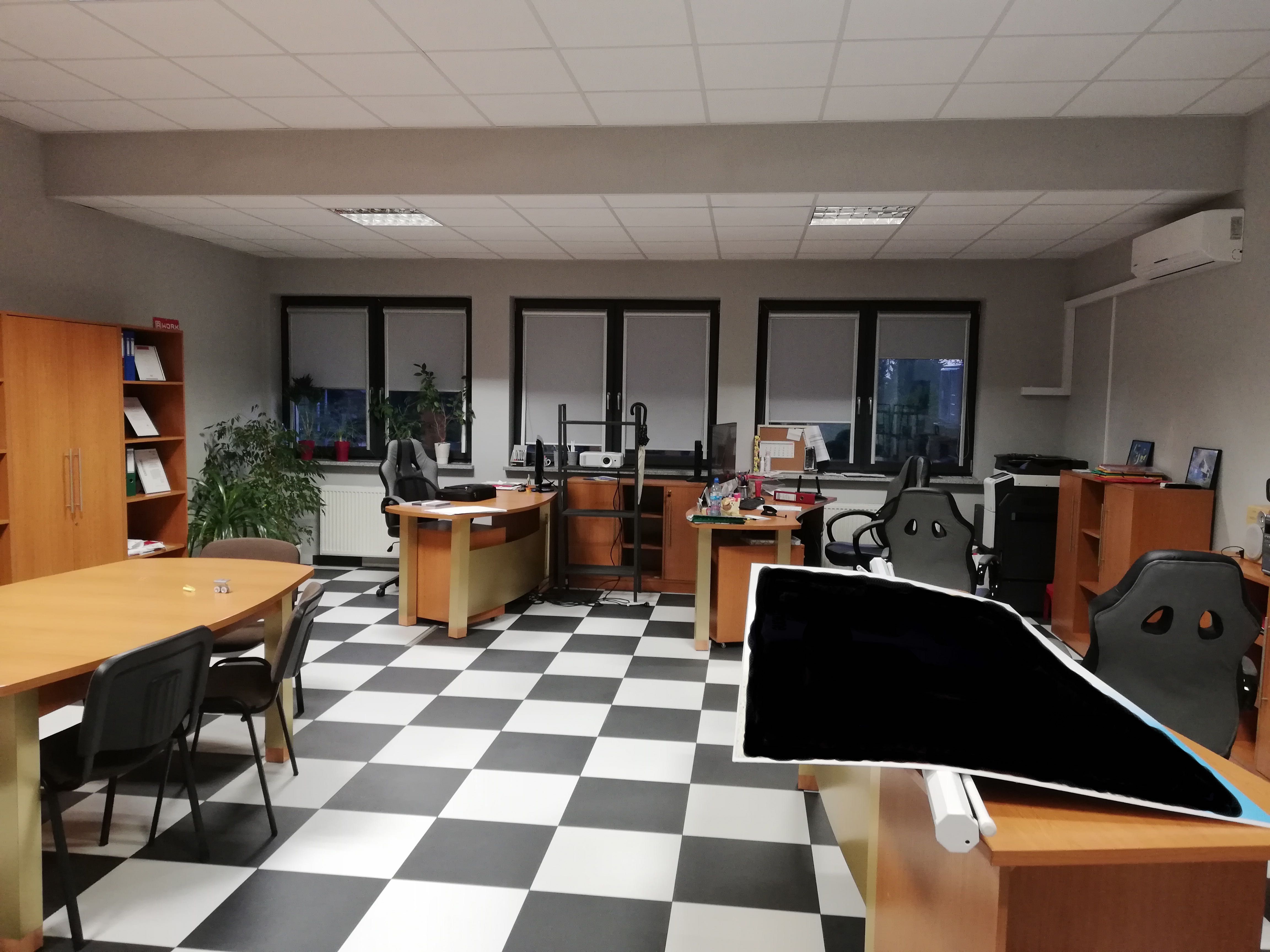 Lokal w Zduńskiej Woli 65m2/ogrzewanie w cenie!