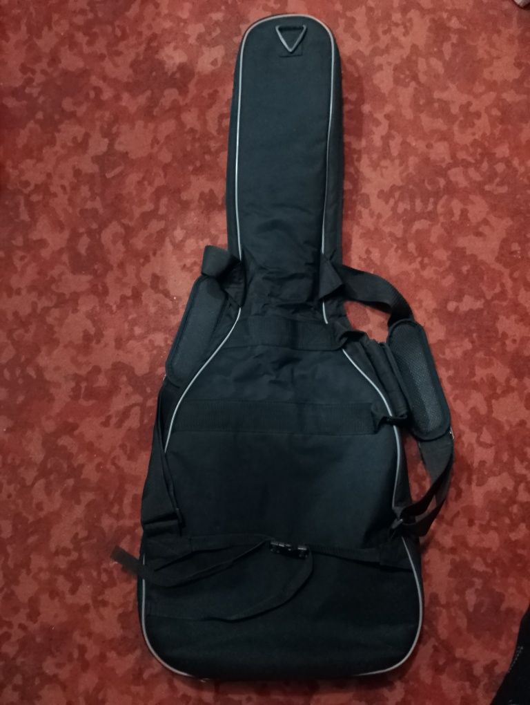 Продам єлектро гитару ibanez GRG270B + чехол